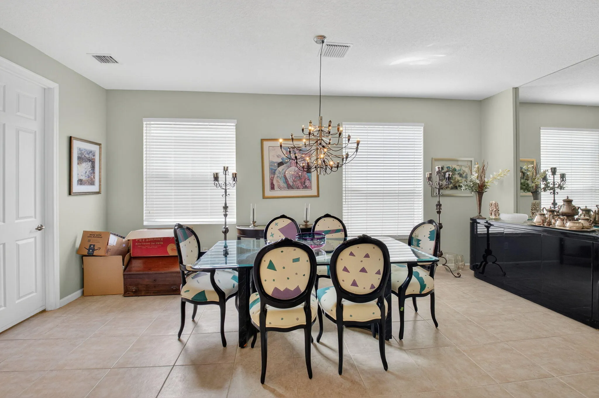 staged-7-web-or-mls-DSC_4617-contemporar