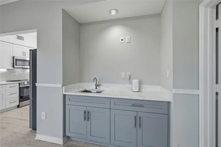 Wet Bar