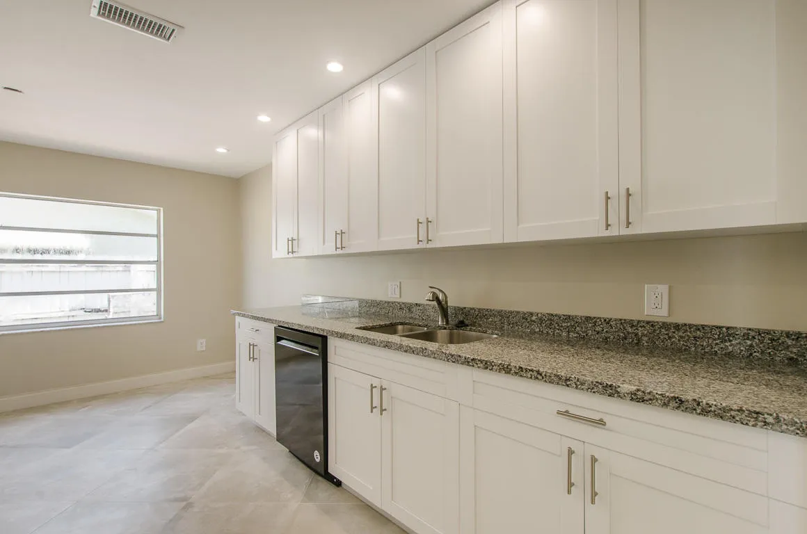 22710 SW 65 Cir-507