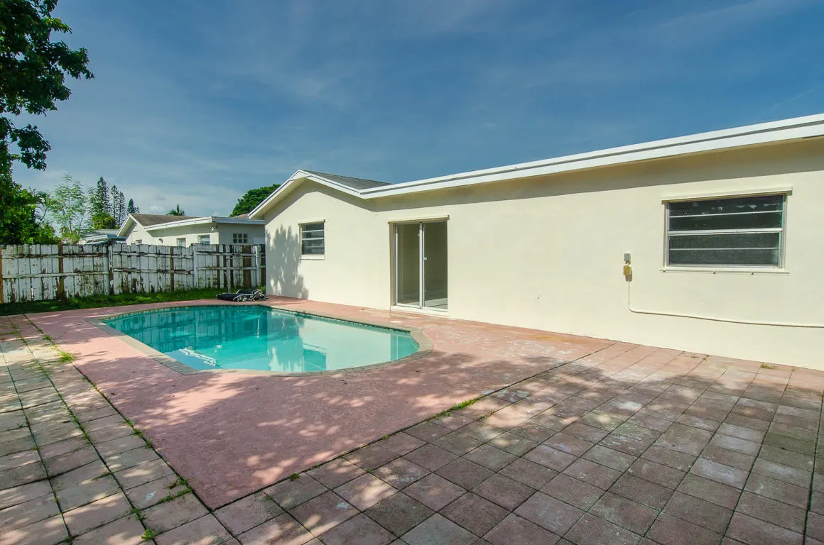 22710 SW 65 Cir-502