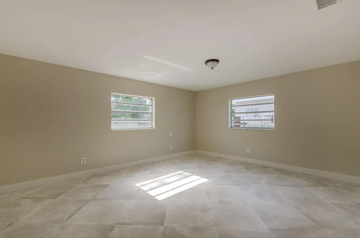 22710 SW 65 Cir-517