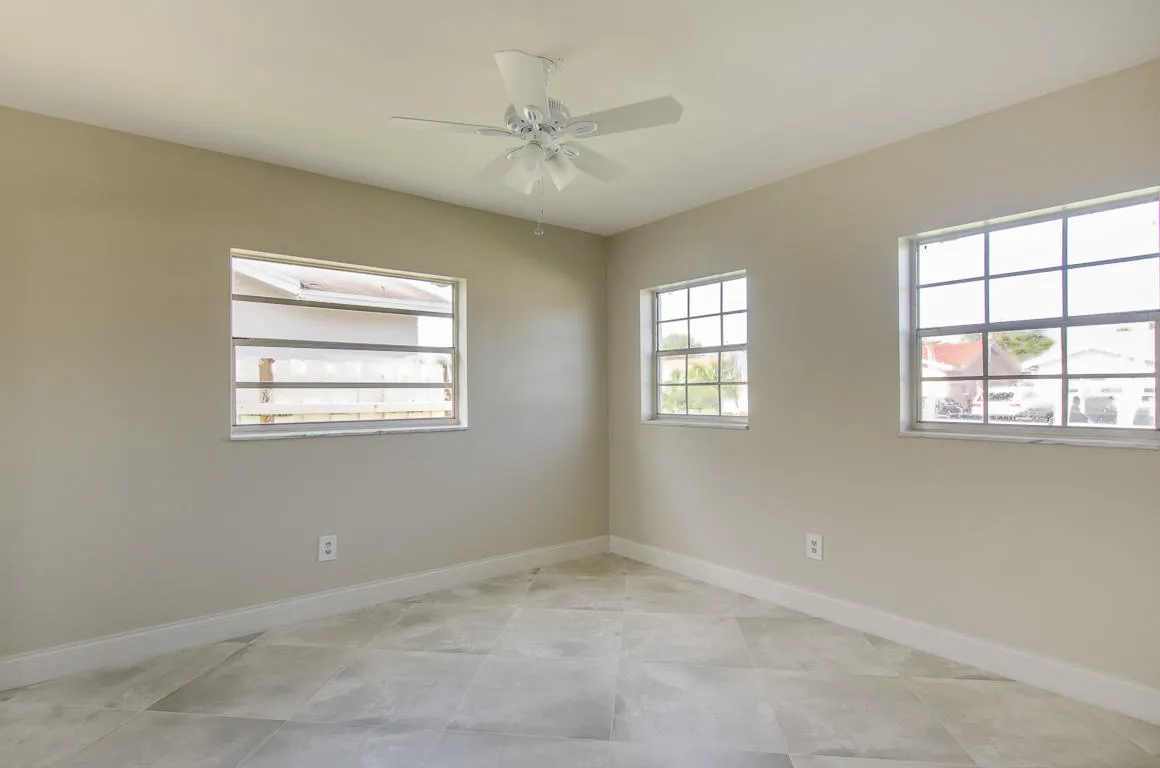 22710 SW 65 Cir-521
