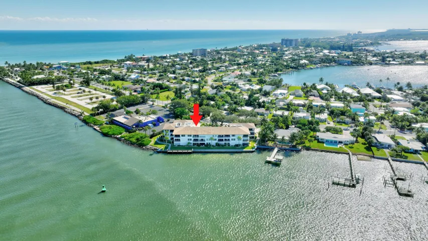 BEAUTIFUL ISLAND LOCATION.
