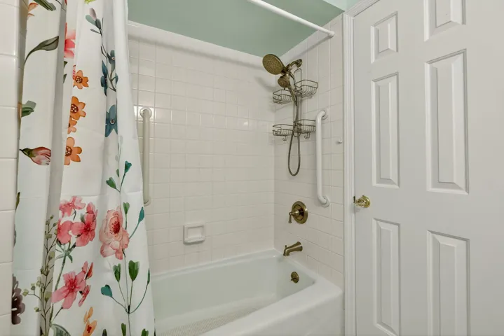 GUEST BATH