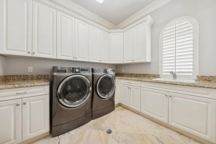 Large Upstairs Laundry Room