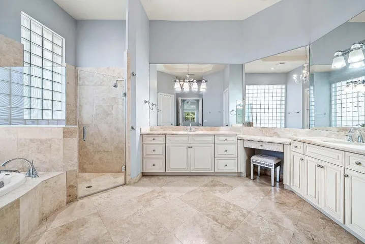 030-326CharrouxDrive-PalmBeachGardens-FL
