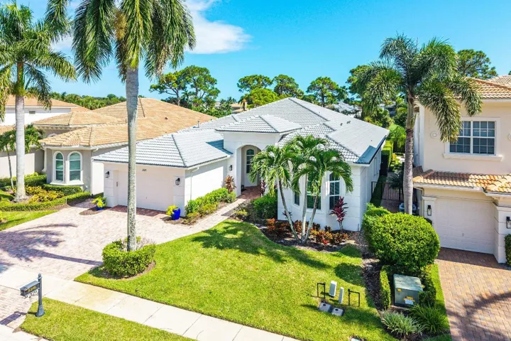 041-326CharrouxDrive-PalmBeachGardens-FL