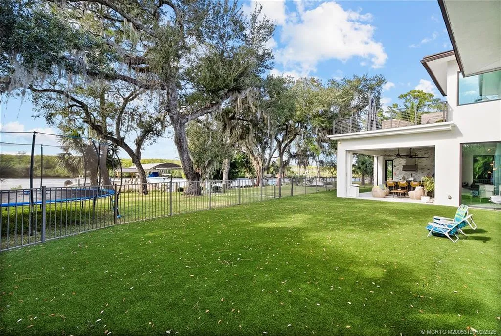 Property photo 45