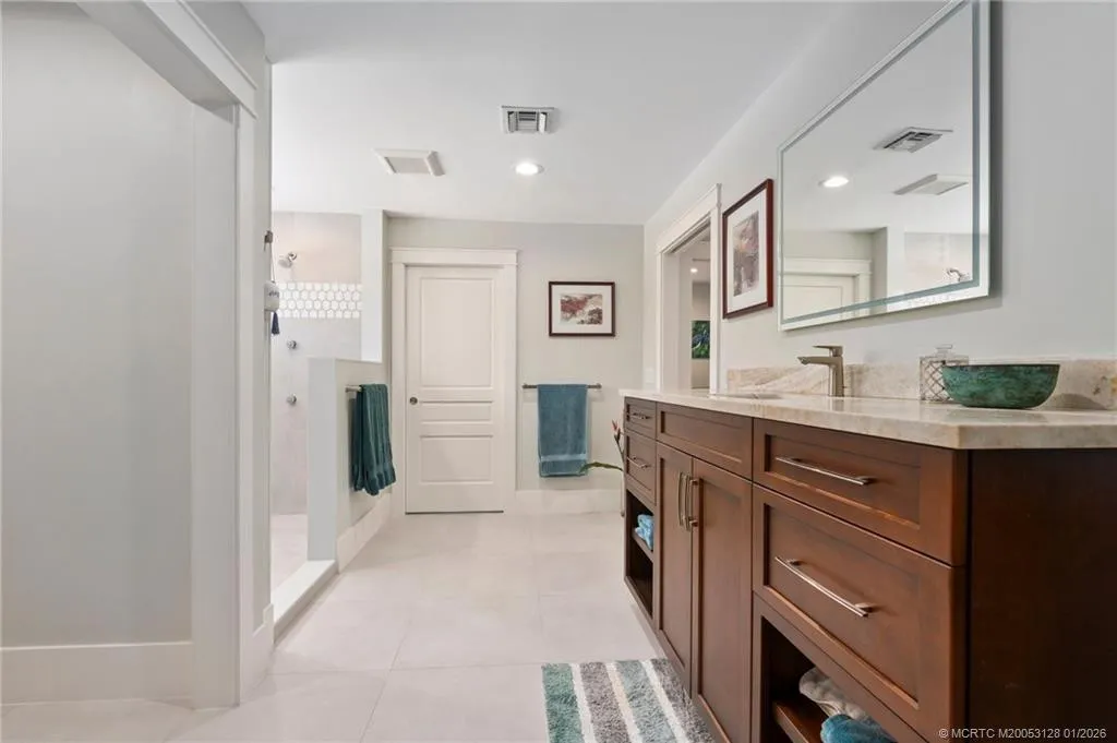 Property photo 69
