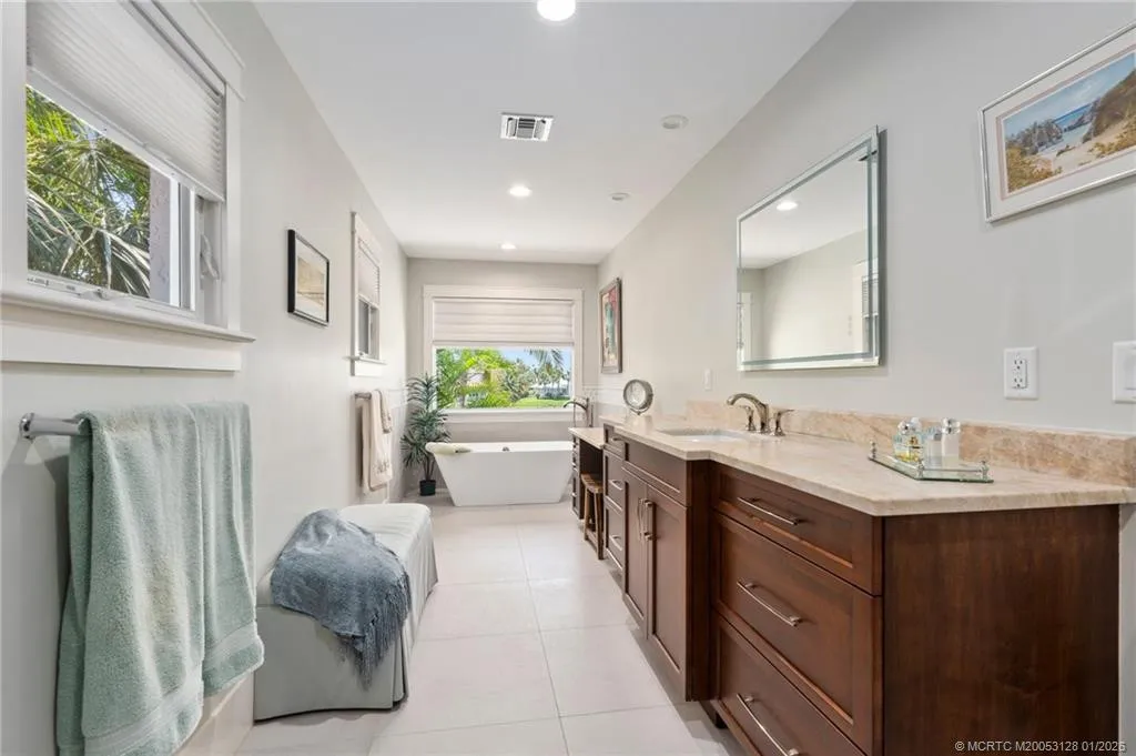 Property photo 62
