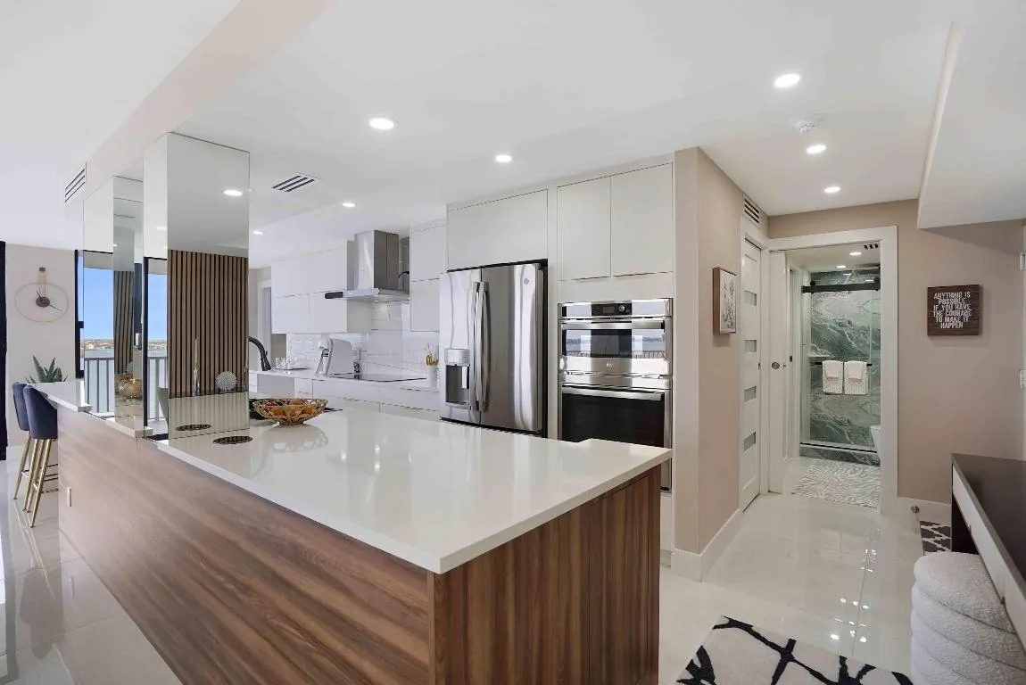 Open Kitchen