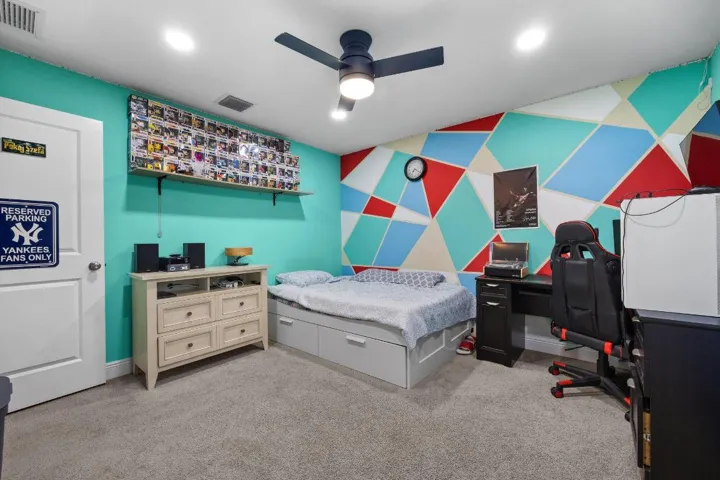 25-web-or-mls-453A9856