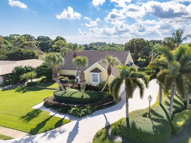 © Clark- 3360 SE Golf Trail-065