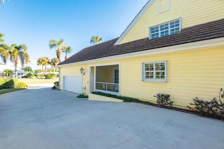 © Clark- 3360 SE Golf Trail-004