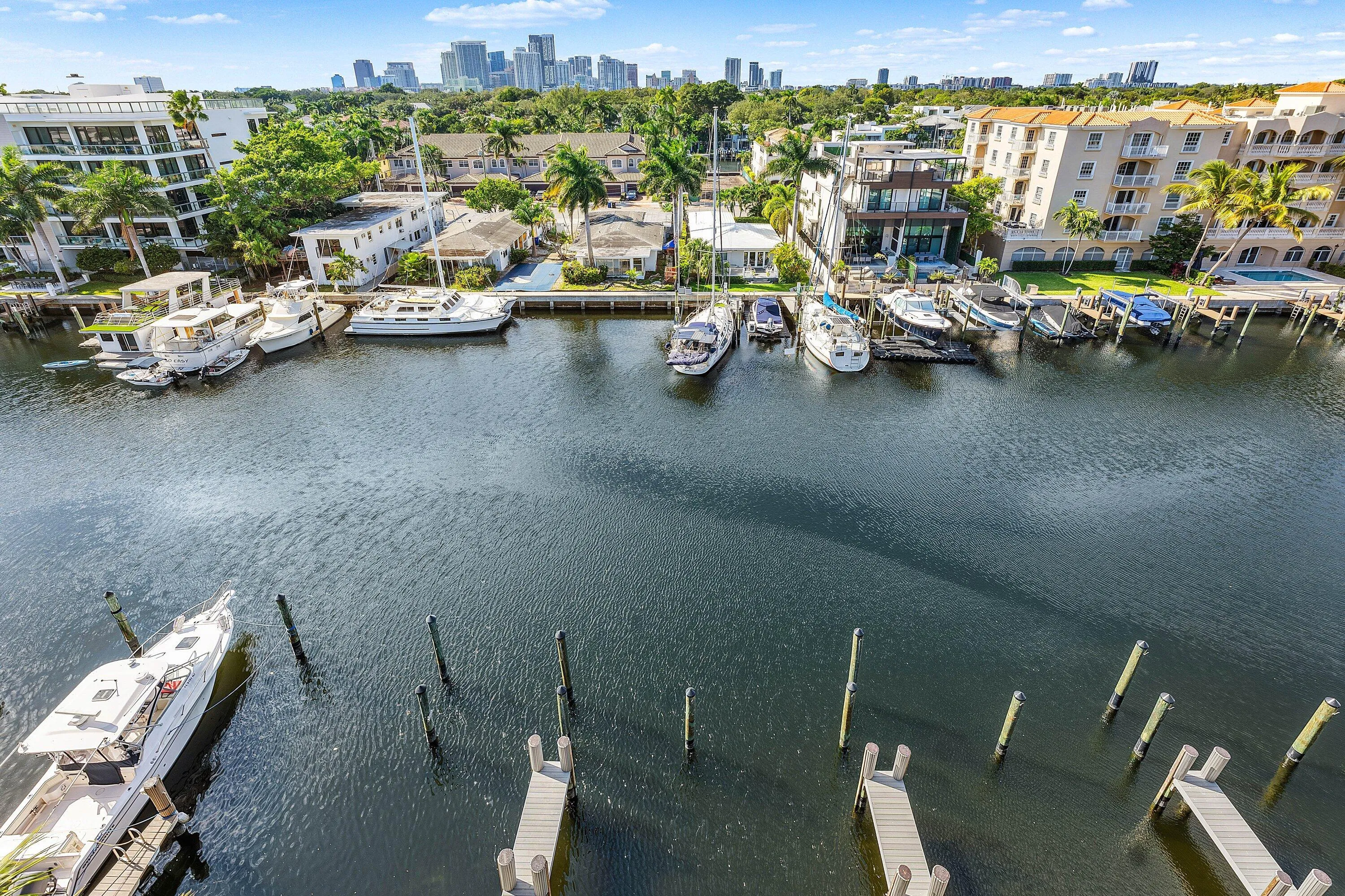 024-87IsleofVeniceDrive-FortLauderdale-F