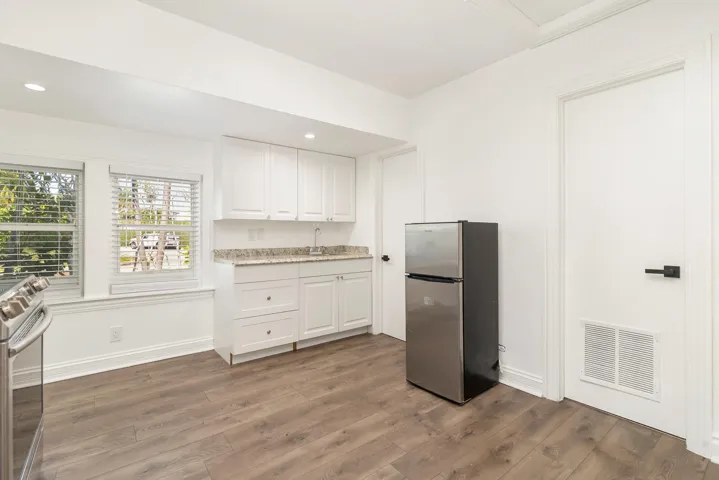 Guest Wing Kitchen
