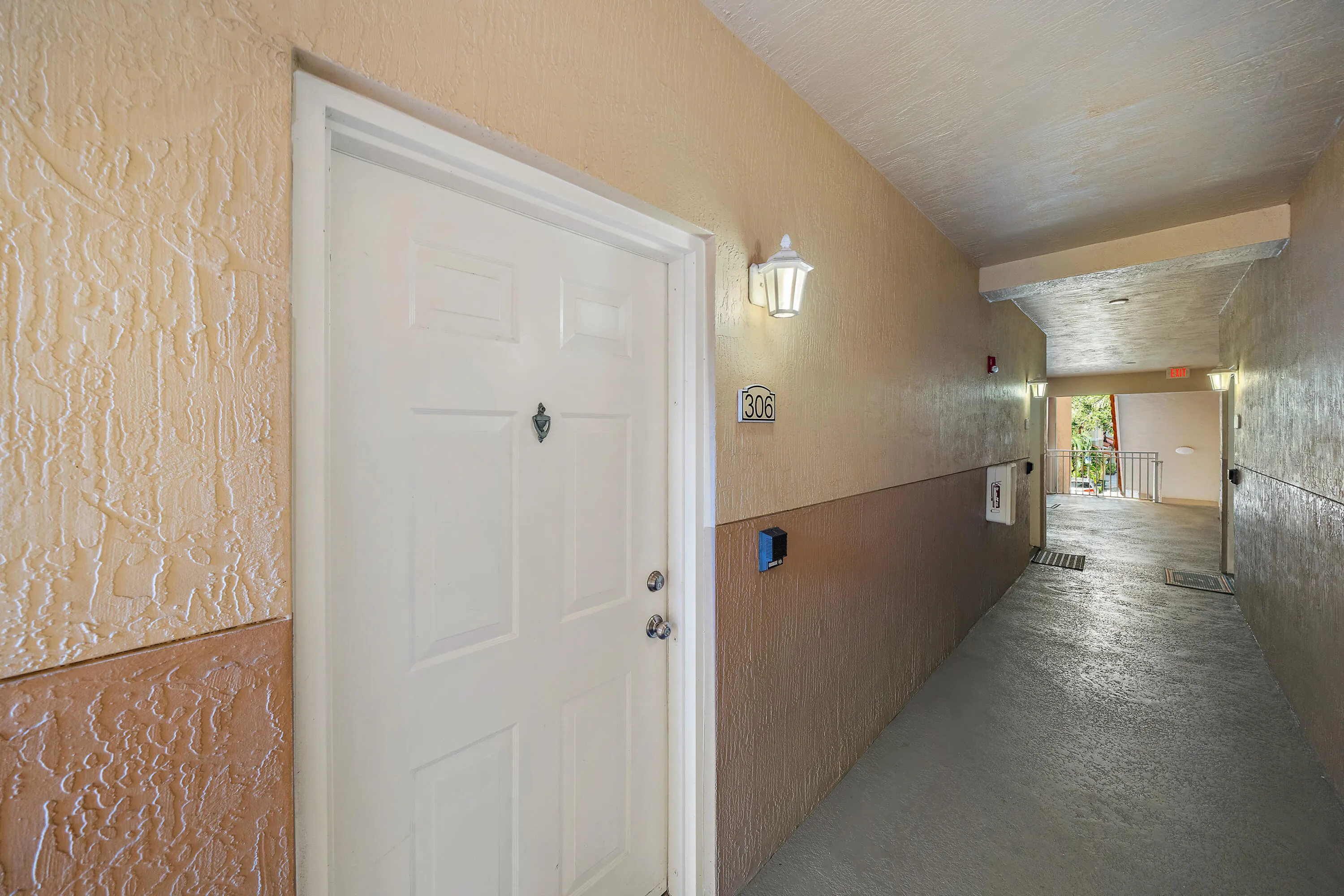 031-11011LegacyLn306-PalmBeachGardens-FL