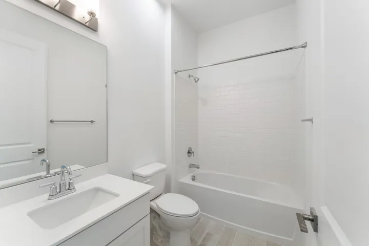 Bedroom 2 Bath