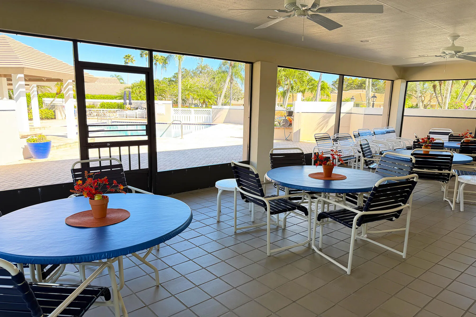 Coventry Clubhouse to Pool