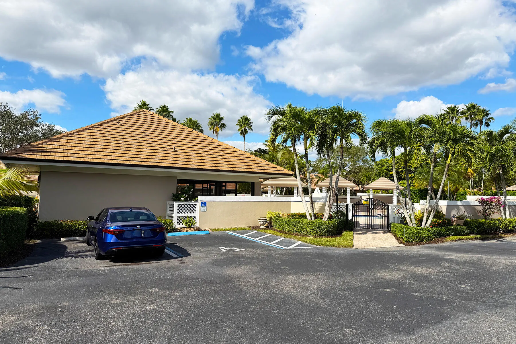Coventry Pool-Clubhouse