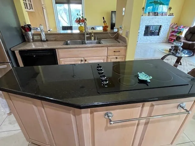 Leth Kitchen 4