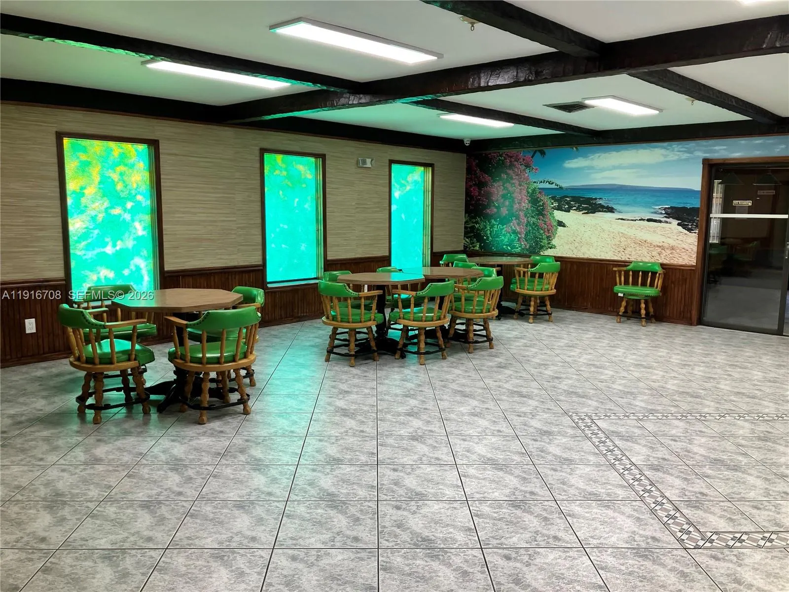 Social & Game Room