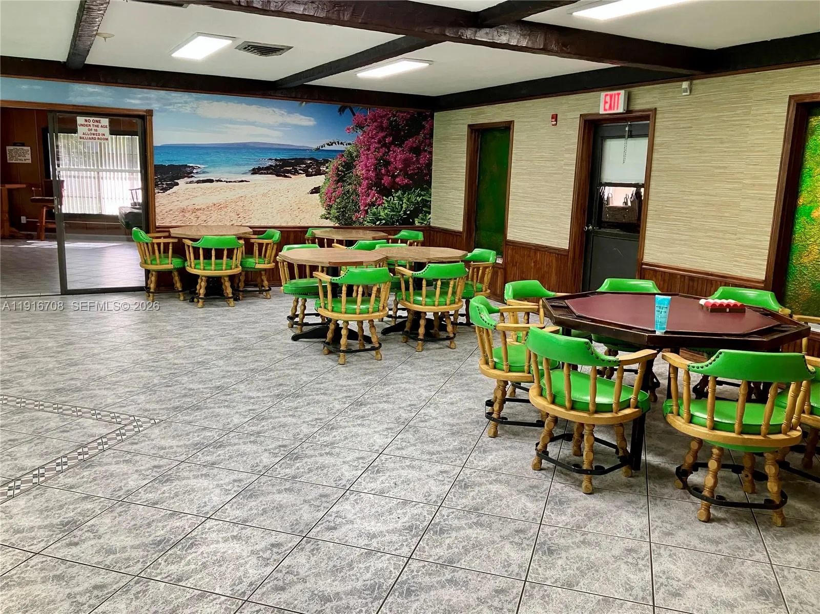 Social & Game Room