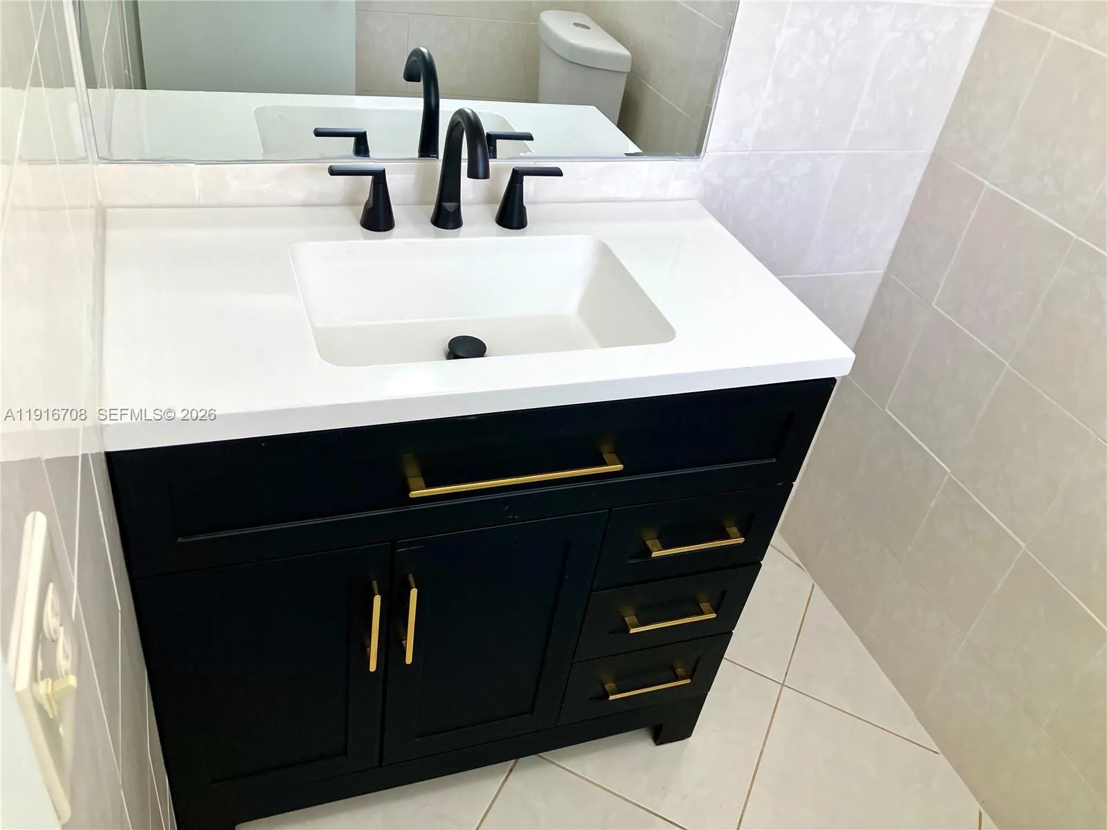 Half Bath& Fully Renovated!