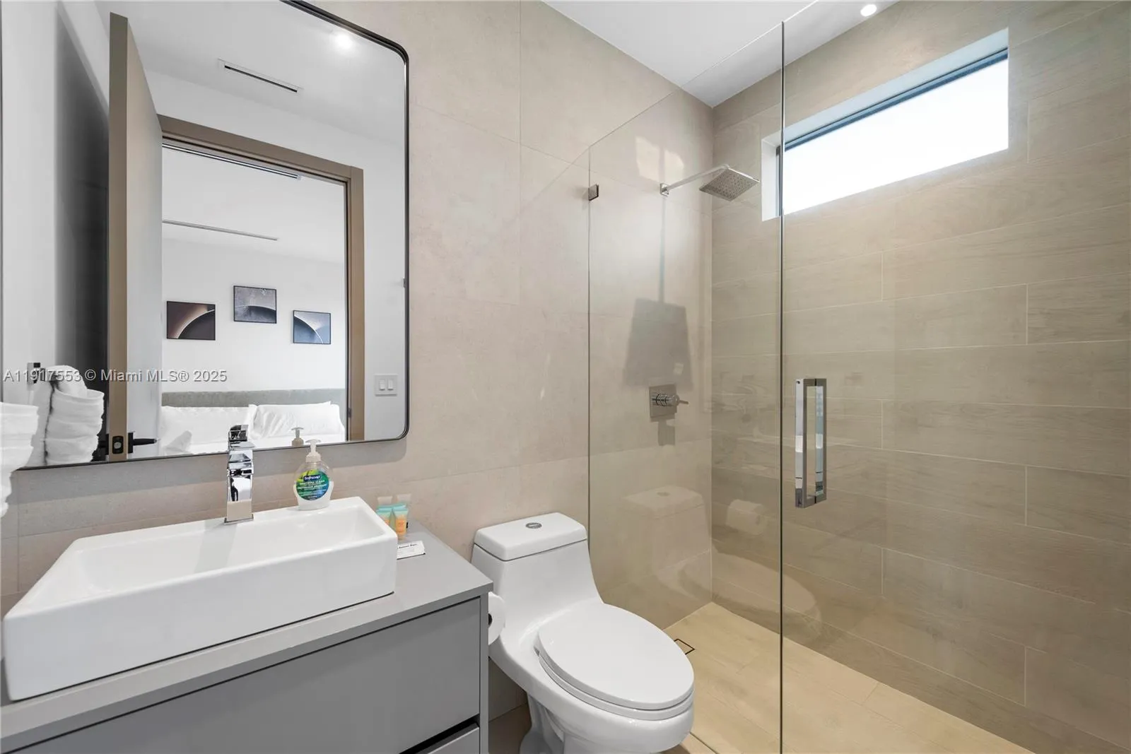 Property photo 70