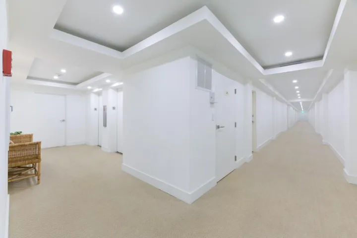 170 N Ocean Blvd Apt 511 Palm-large-016-
