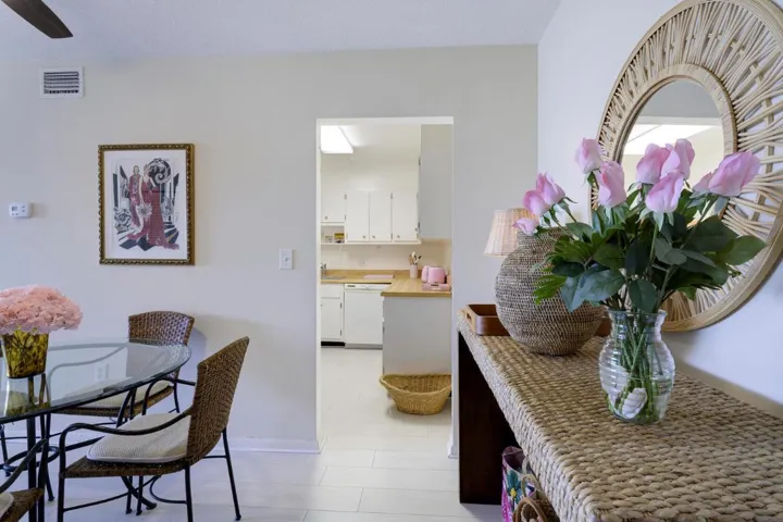 170 N Ocean Blvd Apt 511 Palm-large-015-