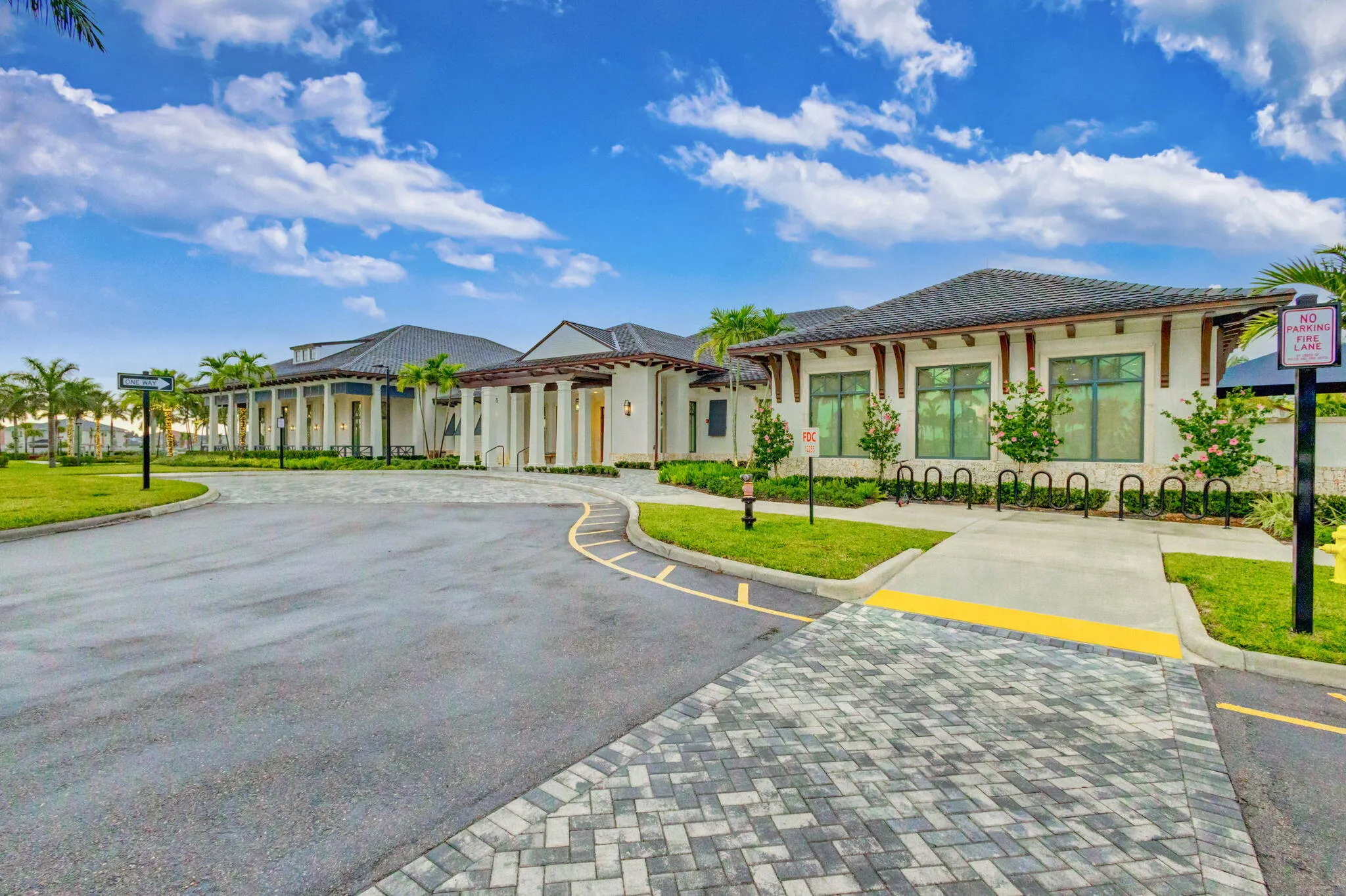 107-web-or-mls-Clubhouse