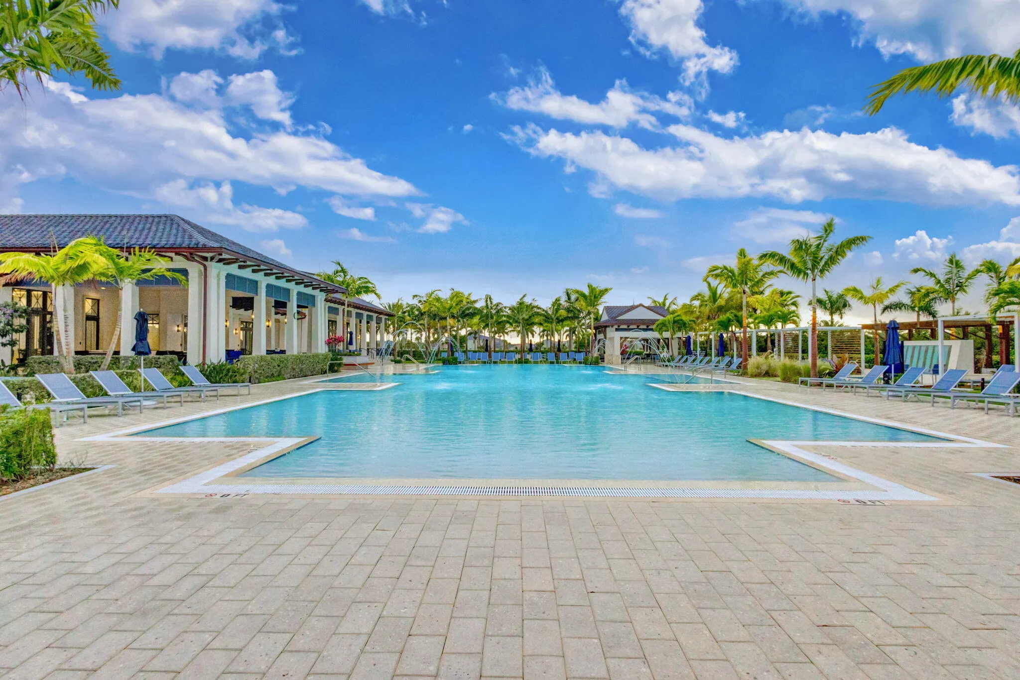 124-web-or-mls-Pool 2