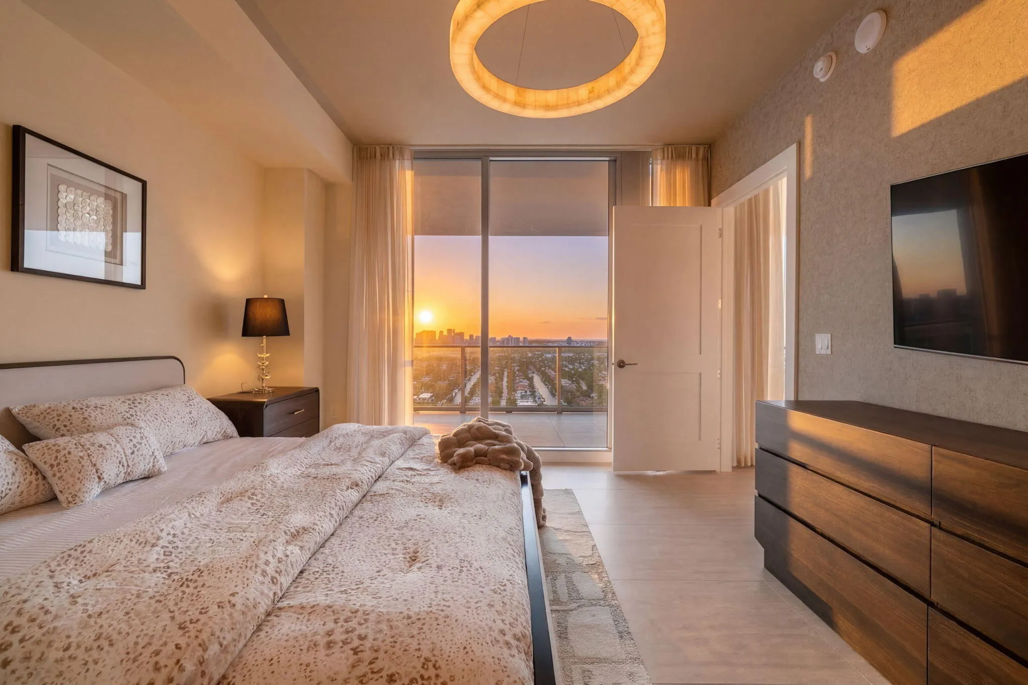 TURNKEY RESIDENCE
