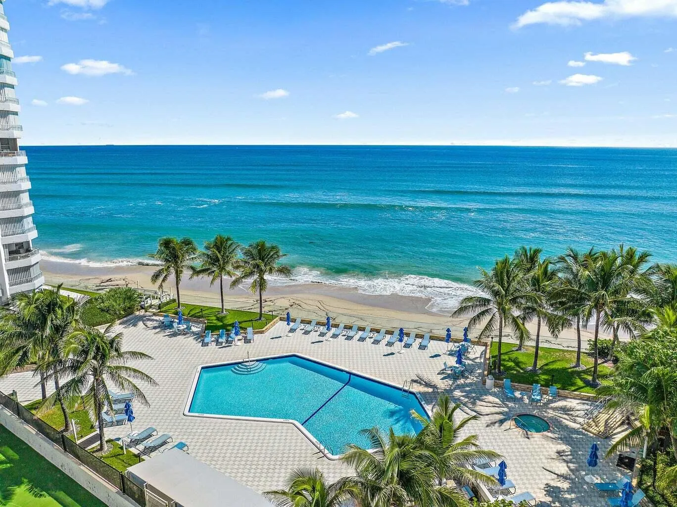 Oceanfront Pool Deck