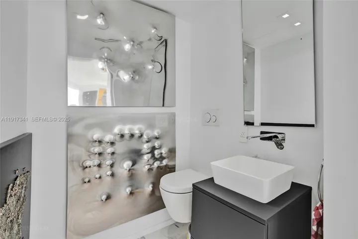 Half​​‌​​​​‌​​‌‌​‌‌​​​‌‌​‌​‌​‌​​​‌​​ Bathroom