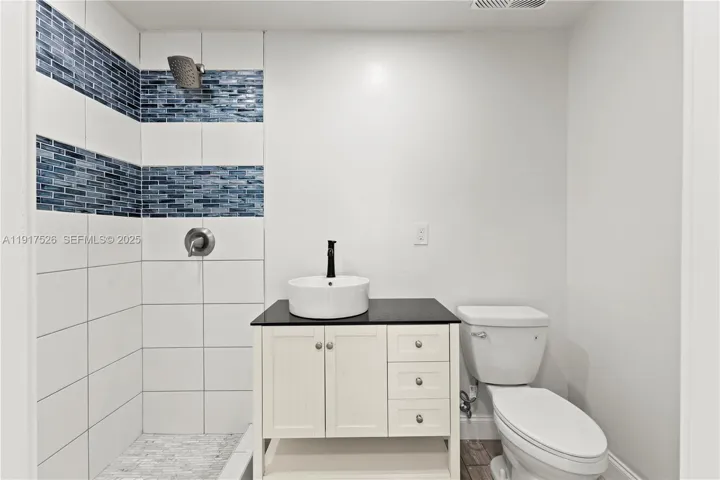 Full bathroom