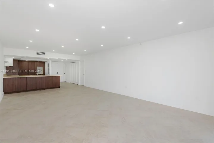 Living Rm, looking at open kitchen