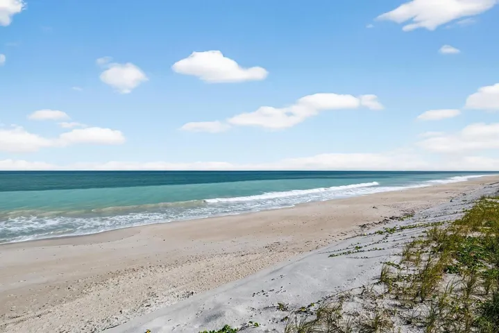 BREATHTAKING BEACH