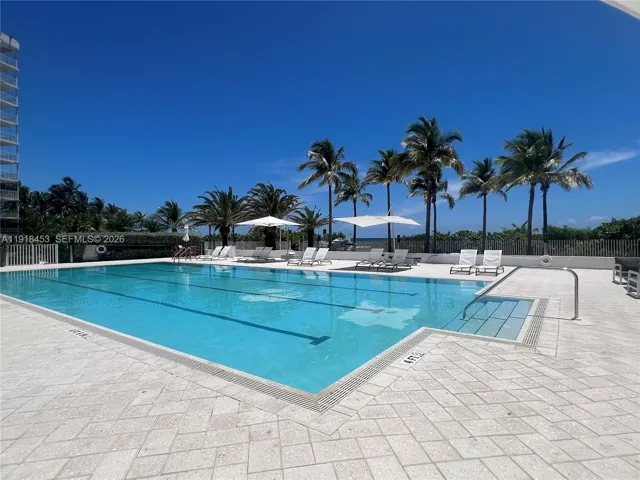 AMAZING SPARKLING POOL
