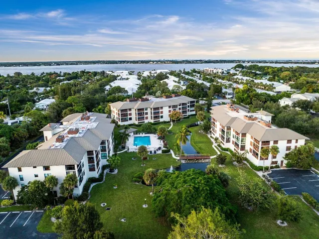 4-web-or-mls-DJI_0452
