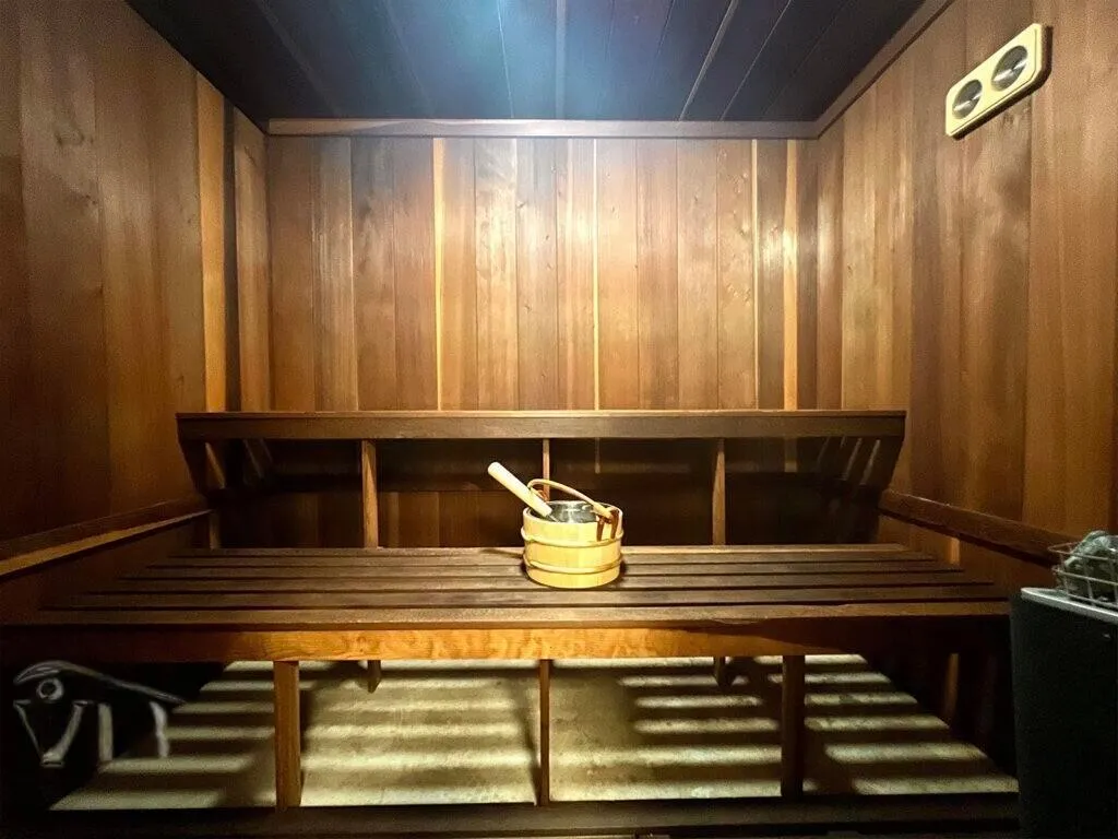 3b.-BARCLAY-SAUNA-1024x768