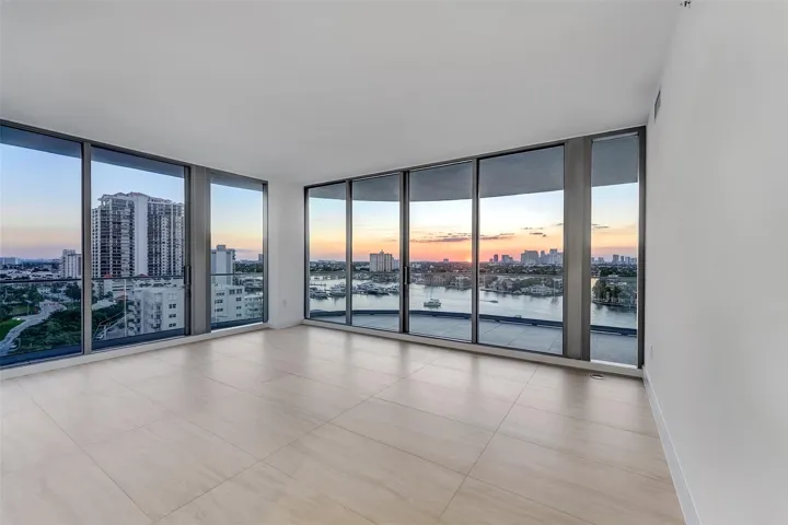 PRIMARY ROOM VIEW