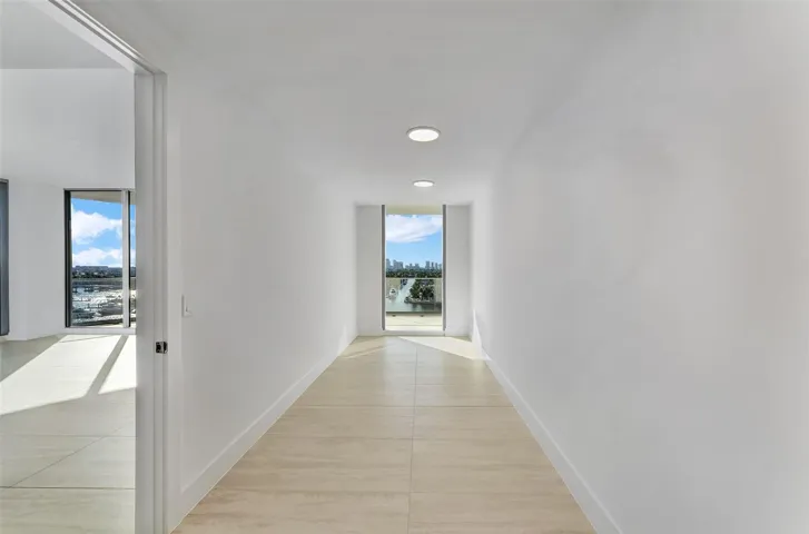 PRIMARY ROOM GRAND WALK-IN CLOSET