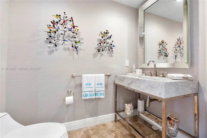 Powder room