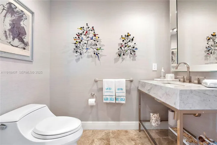 Powder room