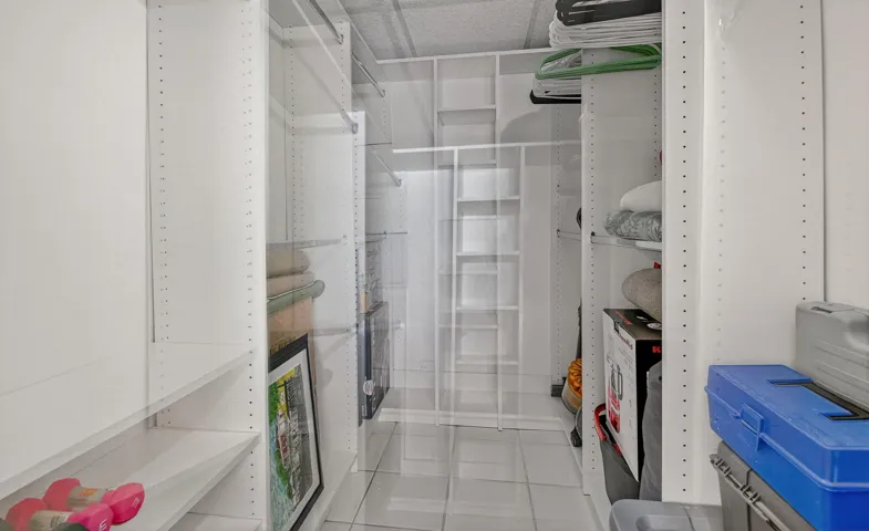 Primary Walk in Closet