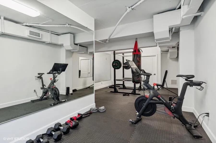 44_6103NOceanBlvd_157_Gym_LowRes