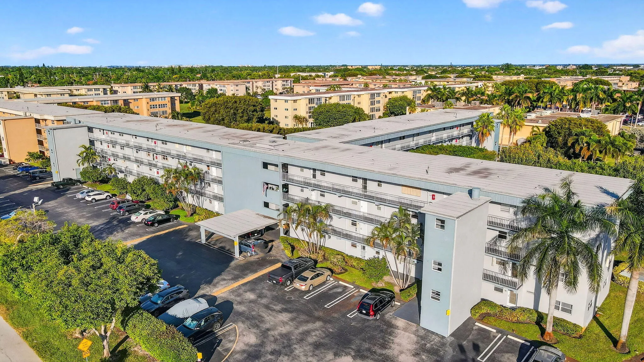 2400 NE 1st Lane 1020, Boynton Beach, FL 33435