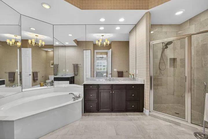 10418 Orchid Primary Bathroom